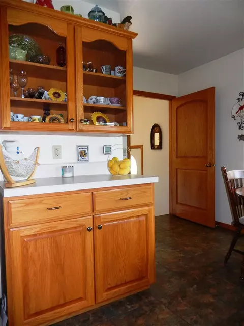 706 A Ave, Sumner, IA 50674 photo 4