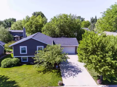 2706 Ryan Dr, Cedar Falls, IA 50613 photo 1