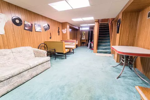 875 Maxwell St, Waterloo, IA 50701 photo 17