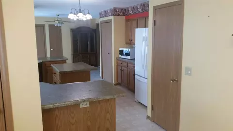 403 Union St, Aurora, IA 50607 photo 10