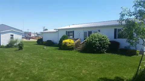 403 Union St, Aurora, IA 50607 photo 5