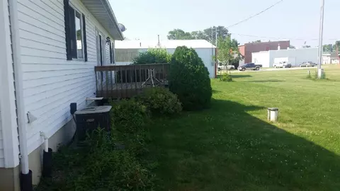 403 Union St, Aurora, IA 50607 photo 4