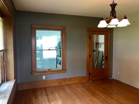 702 6th St, Gladbrook, IA 50635 photo 7