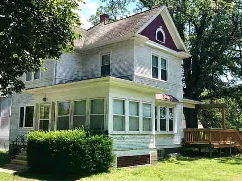 702 6th St, Gladbrook, IA 50635 photo 3