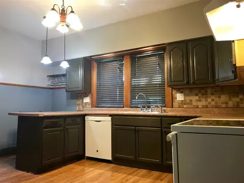 702 6th St, Gladbrook, IA 50635 photo 6