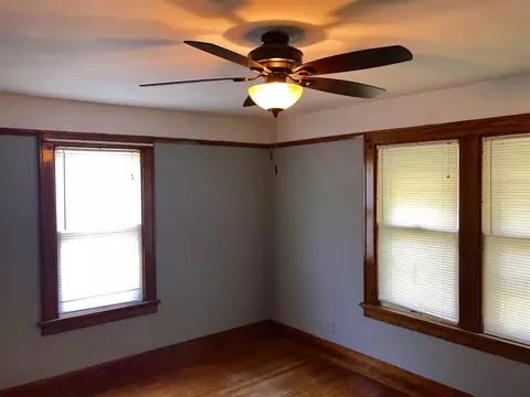 702 6th St, Gladbrook, IA 50635 photo 10
