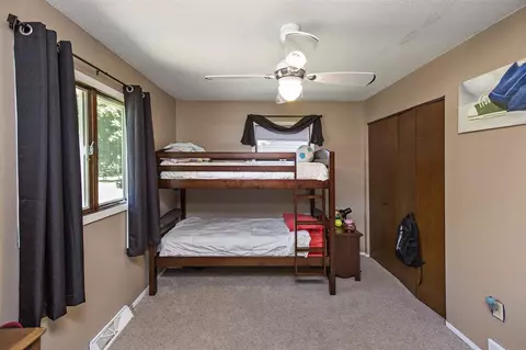 740 E Main St, Denver, IA 50622 photo 13