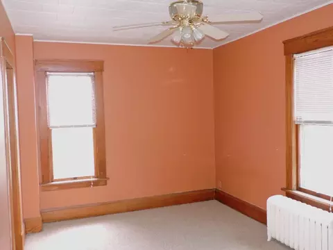 735 County St, Ridgeway, IA 52165 photo 9