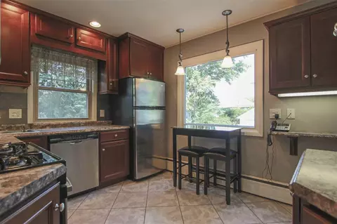 424 Sunset Rd, Waterloo, IA 50701 photo 9