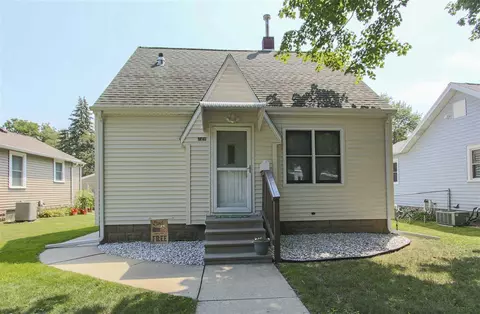 729 Wallgate Ave, Waterloo, IA 50701 photo 1