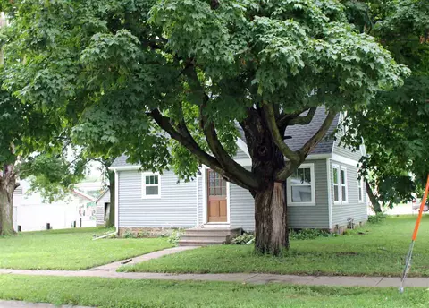 110 Eagle St, Denver, IA 50622 photo 15