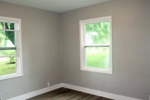 110 Eagle St, Denver, IA 50622 photo 6