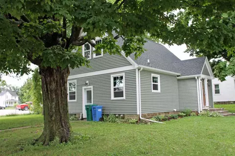 110 Eagle St, Denver, IA 50622 photo 16