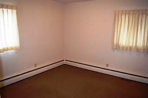 307 E Broadway St, Decorah, IA 52101 photo 9