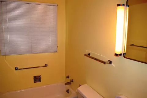 307 E Broadway St, Decorah, IA 52101 photo 10