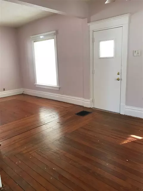120 Summit Ave, Waterloo, IA 50701 photo 3