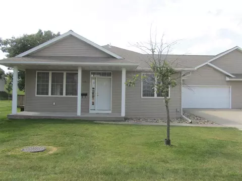 206 Walnut #2, Traer, IA 50675 photo 1