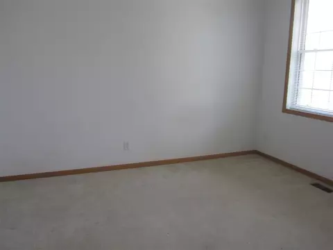 206 Walnut #2, Traer, IA 50675 photo 5