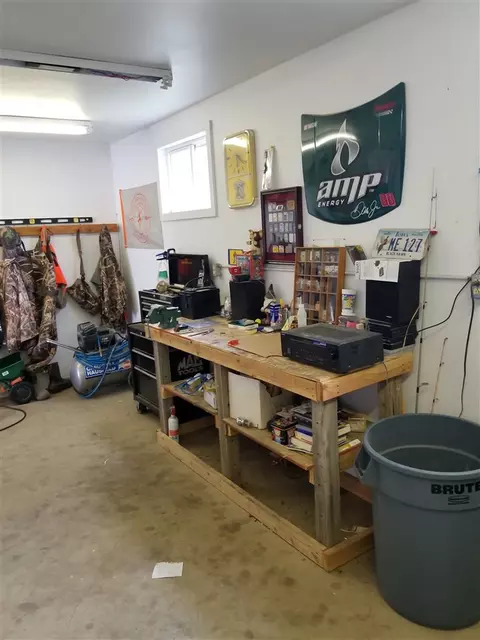 933 Cornwall Ave, Waterloo, IA 50702 photo 15