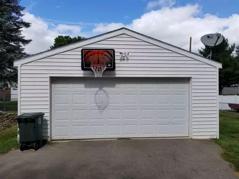 933 Cornwall Ave, Waterloo, IA 50702 photo 19
