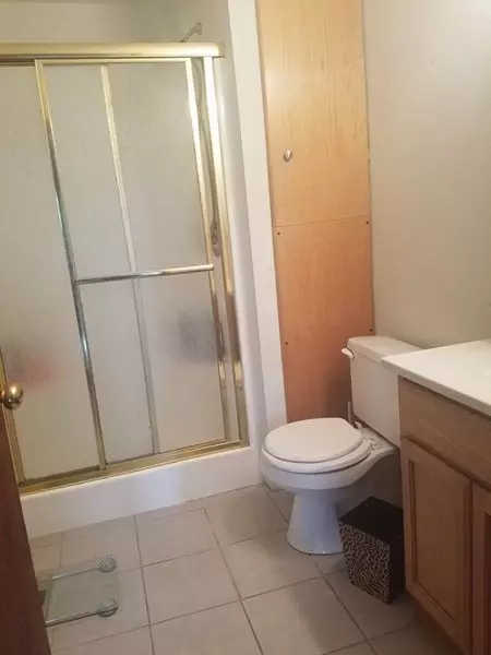 504 E 3rd St, Tama, IA 52339 photo 9