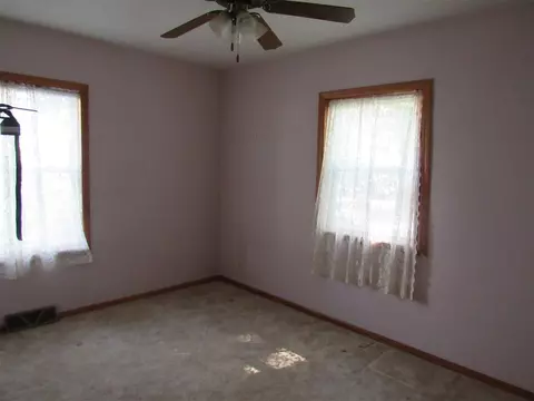 1825 Forest Ave, Waterloo, IA 50702 photo 13