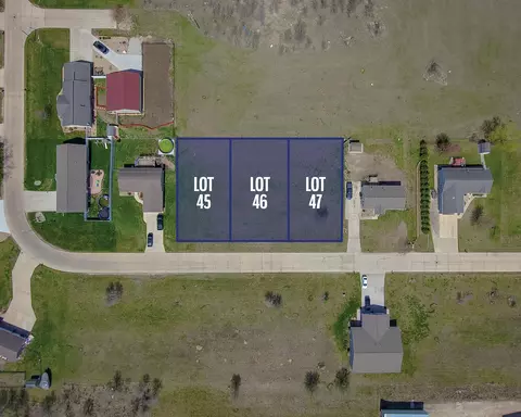 lot Apt 46 Hunter Dr, Evansdale, IA 50707