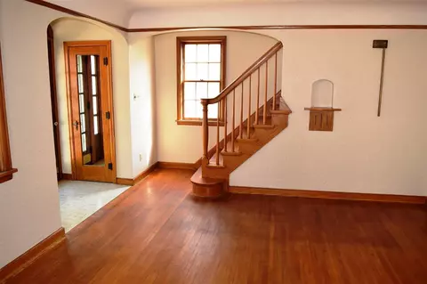 207 E Main St, Decorah, IA 52101 photo 8