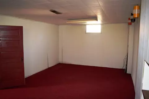 207 E Main St, Decorah, IA 52101 photo 15
