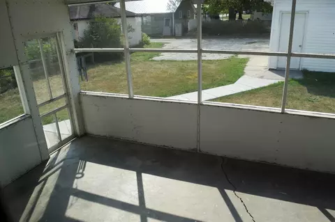 207 E Main St, Decorah, IA 52101 photo 14