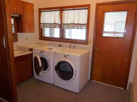 102 E Ridge St, Readlyn, IA 50668 photo 13
