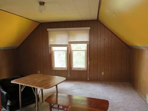 309 E Broadway St, Decorah, IA 52101 photo 6