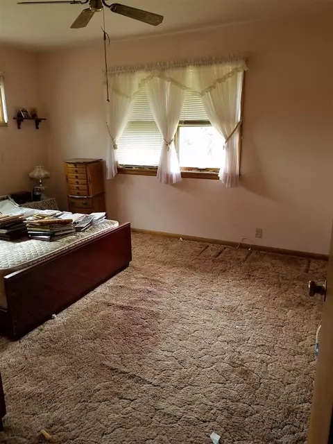 205 E 3rd Ave, Wadena, IA 52169 photo 9