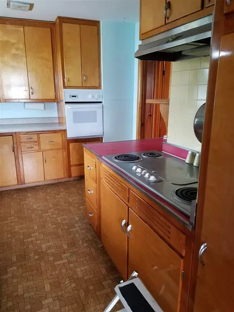 205 E 3rd Ave, Wadena, IA 52169 photo 5