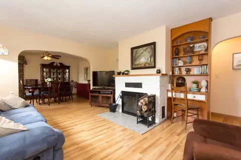 1738 Cornwall Ave, Waterloo, IA 50702 photo 16