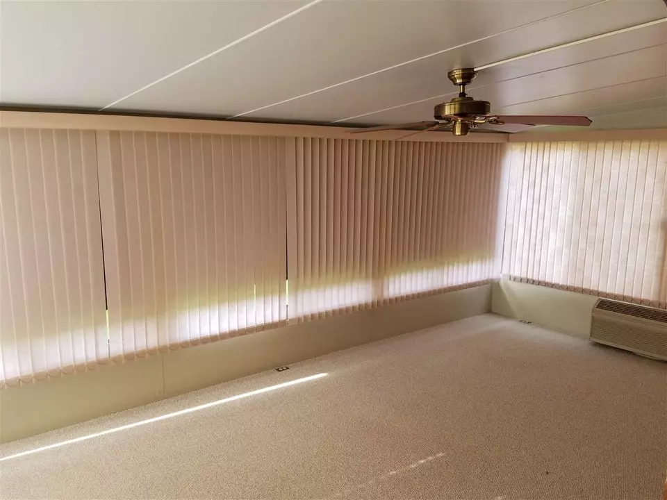  705 Hildreth St, Charles City, IA 50616 photo 13