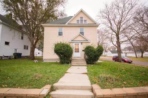 1202 Bertch, Waterloo, IA 50702 photo 1