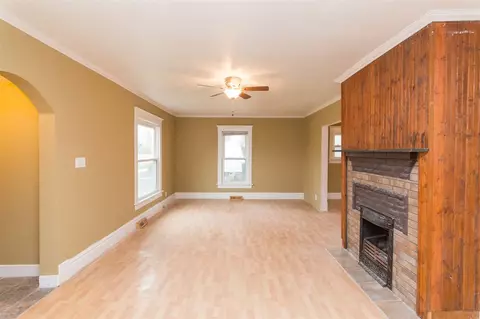 1202 Bertch, Waterloo, IA 50702 photo 5