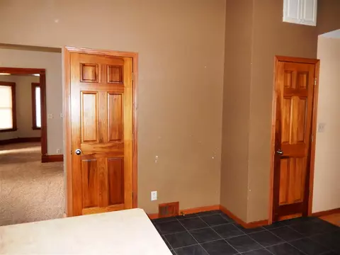 114 Park Ave, Sumner, IA 50674 photo 4