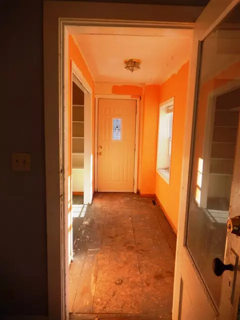 207 N Walnut St, Sumner, IA 50674 photo 5