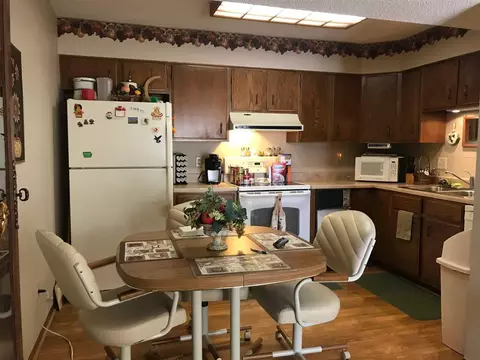 809 3rd St #2, Reinbeck, IA 50669 photo 3