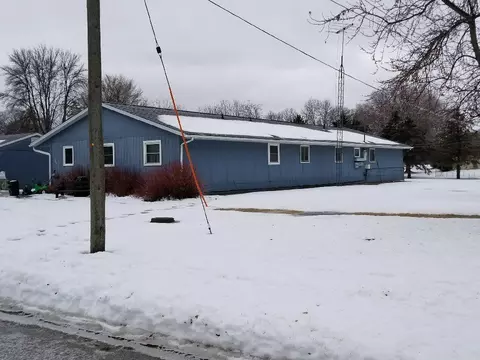 804 Mitchell, Ackley, IA 50601 photo 1