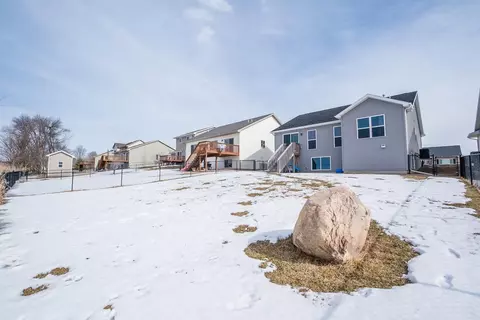 4917 Millenium Dr, Cedar Falls, IA 50613 photo 20