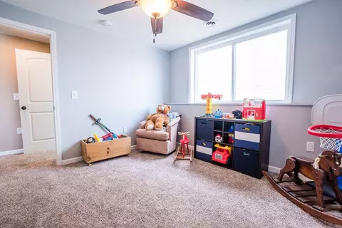 4917 Millenium Dr, Cedar Falls, IA 50613 photo 11
