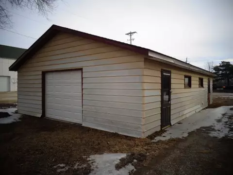 814 Main, Plainfield, IA 50666 photo 12