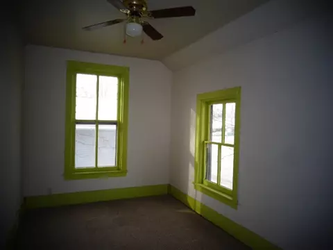 814 Main, Plainfield, IA 50666 photo 2