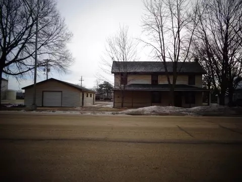 814 Main, Plainfield, IA 50666 photo 1