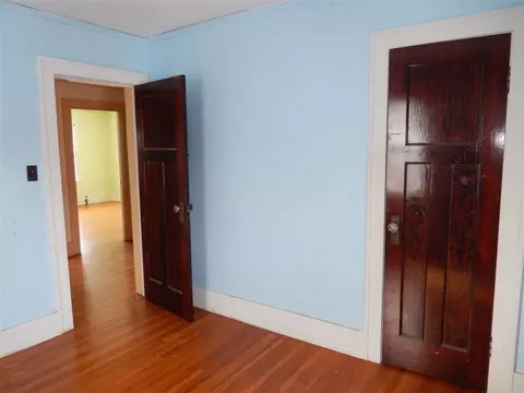212 E 1st St, Sumner, IA 50674 photo 10