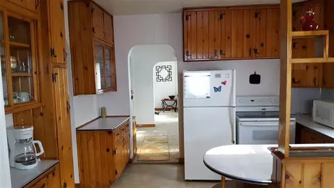 622 Upton Ave, Waterloo, IA 50701 photo 5