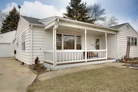 1230 Sheldon St, Waterloo, IA 50701 photo 15